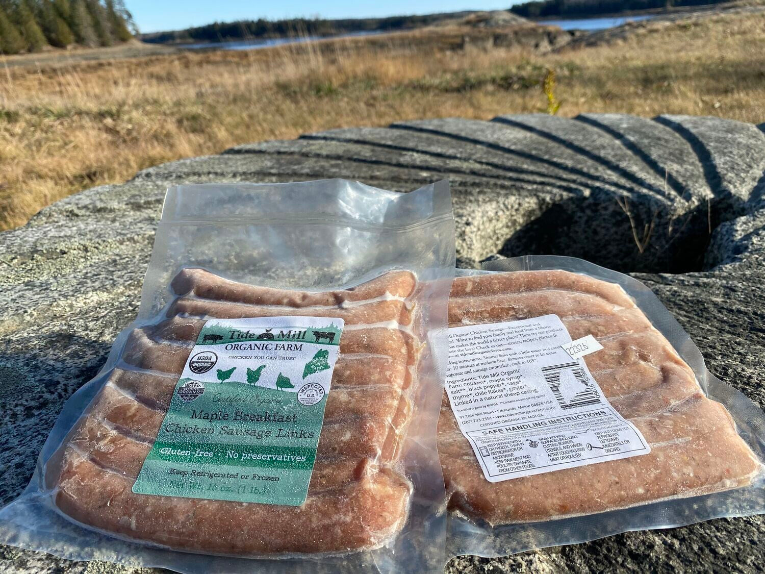 Packages of organic maple breakfast chicken sausage links